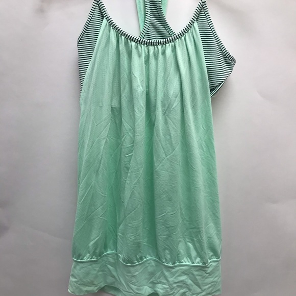 Lululemon Tank - Picture 1 of 3